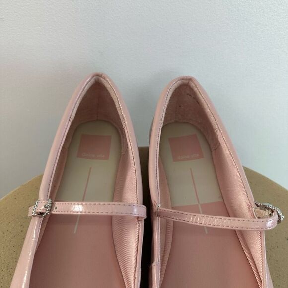 Dolce Vita Women’s Reyes Pastel Pink Crinkle Patent Leather Classic Ballet Flat - Picture 7 of 15